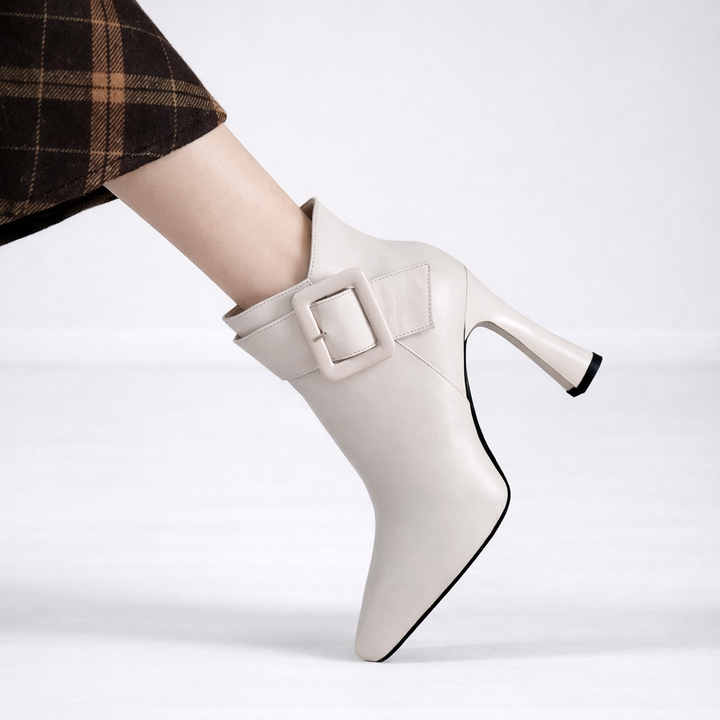 DELACROIX | Stivaletti Signature con tacco e fibbia oversize